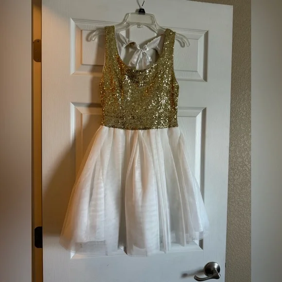 white christmas dresses White Tulle Gold Lace Applique Long Ruffles Senior Prom Dress, Formal Dress  cg9023 main image 1